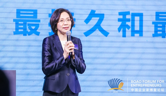 哈爾濱市文化廣電和旅游局黨組書記、局長(zhǎng)蘭峰 主題演講