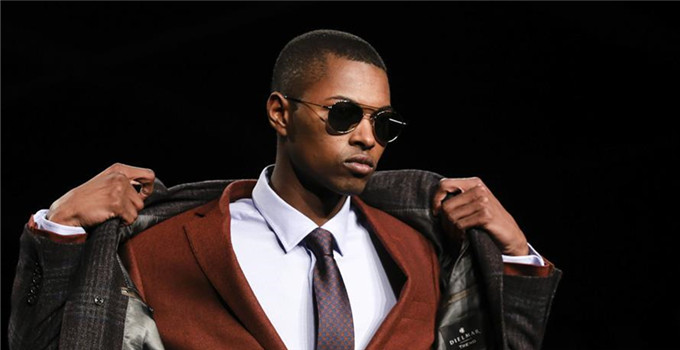 葡萄牙時(shí)裝周&mdash;&mdash;設(shè)計(jì)師迪埃爾瑪時(shí)裝秀