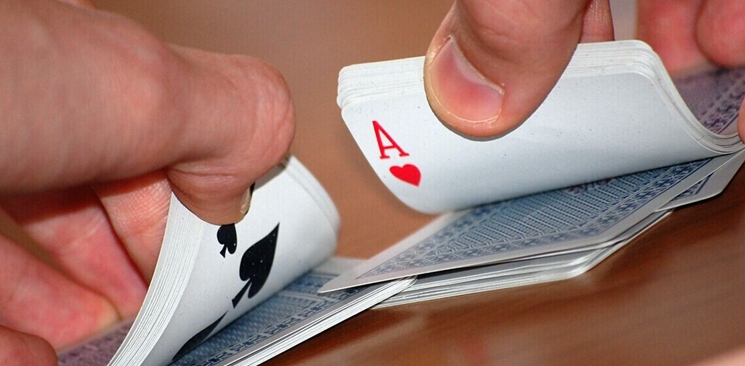 并購(gòu)&ldquo;高燒&rdquo;藏隱憂   跨界橫行或催生風(fēng)險(xiǎn)