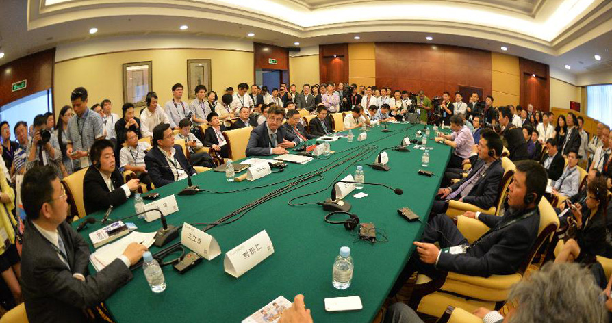 大數(shù)據(jù):變革企業(yè)經(jīng)營(yíng)與管理