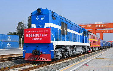 同心同向！內(nèi)地援港人員和物資源源不斷抵港