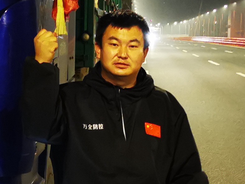 &ldquo;補(bǔ)給線上運(yùn)輸人&rdquo;渠勝華