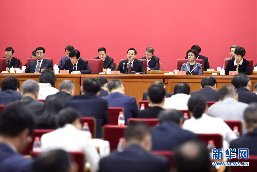 9月20日，中國電視藝術(shù)家協(xié)會(huì)第六次全國代表大會(huì)在北京召開。中共中央政治局委員、中央書記處書記、中宣部部長劉奇葆出席開幕式并講話。新華社記者 燕雁 攝