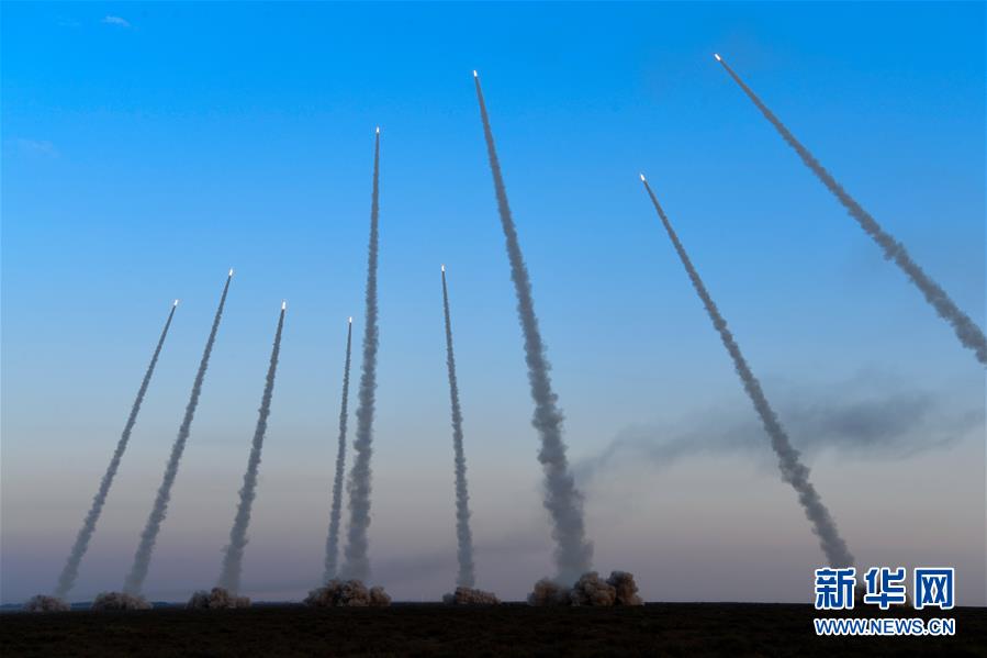 (圖文互動(dòng))(2)中國(guó)軍隊(duì)2017:打造實(shí)戰(zhàn)化訓(xùn)練“升級(jí)版”