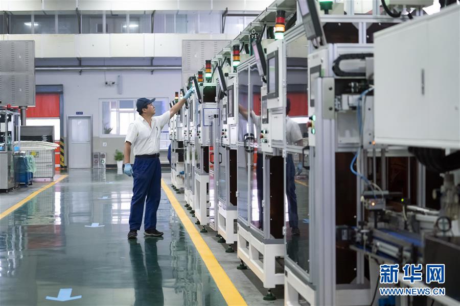 （壯闊東方潮 奮進(jìn)新時(shí)代&mdash;&mdash;慶祝改革開放40年）（6）砥礪奮進(jìn) 轉(zhuǎn)型升級(jí)&mdash;&mdash;改革開放40年中國(guó)制造加速邁向&ldquo;中高端&rdquo;