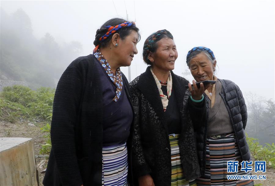 （圖文互動）（7）特寫：&ldquo;八一&rdquo;禮物，飛向云端哨所