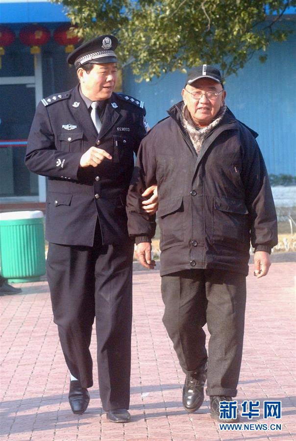 （改革先鋒風采&middot;圖文互動）（3）邱娥國：串百家門，認百家人，知百家情，辦百家事 