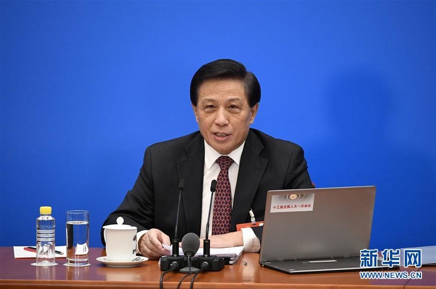 （兩會(huì)）（6）十三屆全國(guó)人大一次會(huì)議舉行新聞發(fā)布會(huì) 