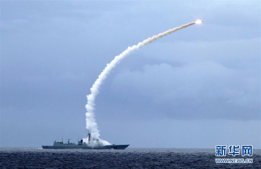 （新華全媒頭條&middot;人民海軍70年&middot;圖文互動）（4）向海圖強春潮涌&mdash;&mdash;黨中央、中央軍委和習(xí)主席關(guān)心人民海軍建設(shè)發(fā)展紀(jì)實