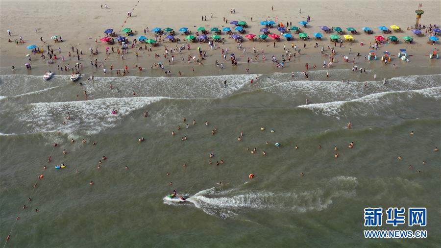 （壯麗70年 奮斗新時(shí)代&mdash;&mdash;推動(dòng)高質(zhì)量發(fā)展調(diào)研行&middot;圖文互動(dòng)）（3）近海能看鯨魚白海豚，廣西這片濱海旅游勝地啥來(lái)頭？