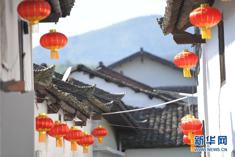 （壯麗70年&middot;奮斗新時代&mdash;&mdash;記者再走長征路&middot;圖文互動）（7）半條被子折射軍民魚水情