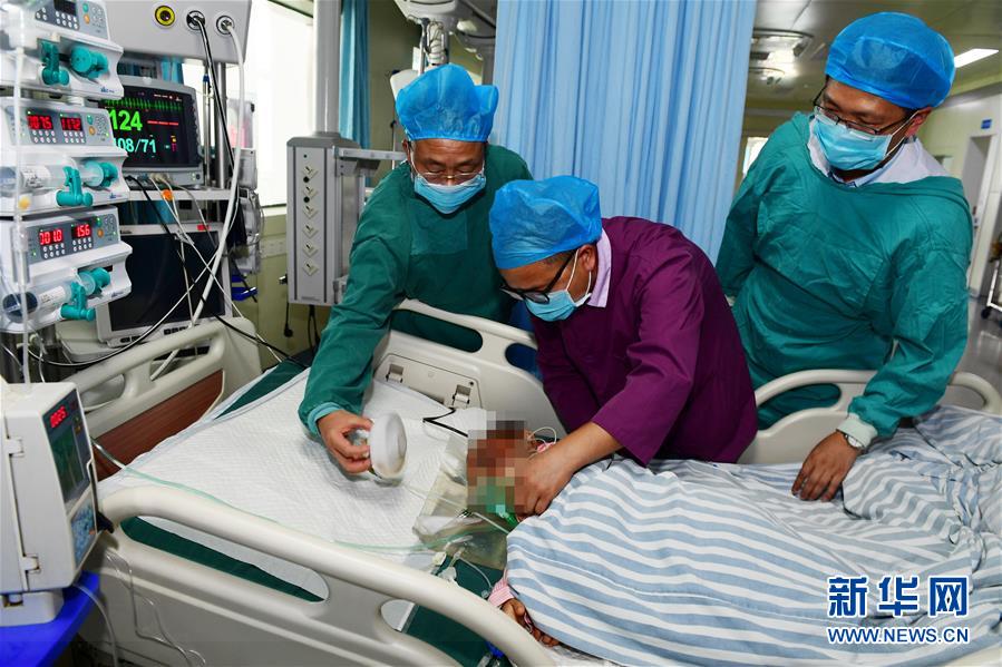 （新華全媒頭條&middot;圖文互動(dòng)）（12）有一絲希望，就盡百倍努力&mdash;&mdash;貴州水城&ldquo;7&middot;23&rdquo;特大山體滑坡72小時(shí)救援紀(jì)實(shí)