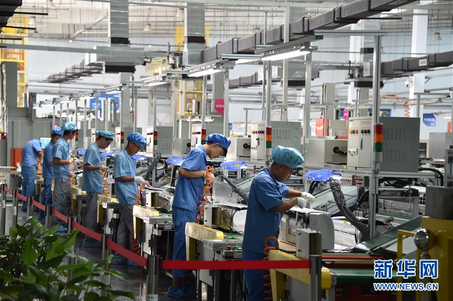 （新華全媒頭條&middot;圖文互動）（7）億萬人民的奮斗史詩&mdash;&mdash;獻(xiàn)給共和國70年光輝歷史的創(chuàng)造者