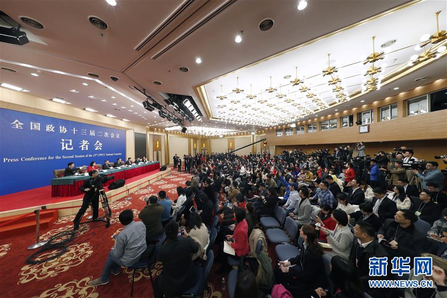 （兩會(huì)）（4）政協(xié)委員談優(yōu)化營(yíng)商環(huán)境、促進(jìn)民營(yíng)經(jīng)濟(jì)高質(zhì)量發(fā)展