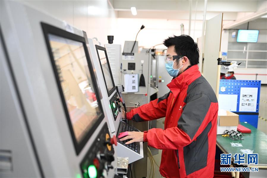 （來自經(jīng)濟前沿的故事&middot;企業(yè)復工復產(chǎn)&middot;圖文互動）（7）&ldquo;危機中發(fā)現(xiàn)新商機&rdquo;&mdash;&mdash;中國科技制造企業(yè)復工復產(chǎn)觀察