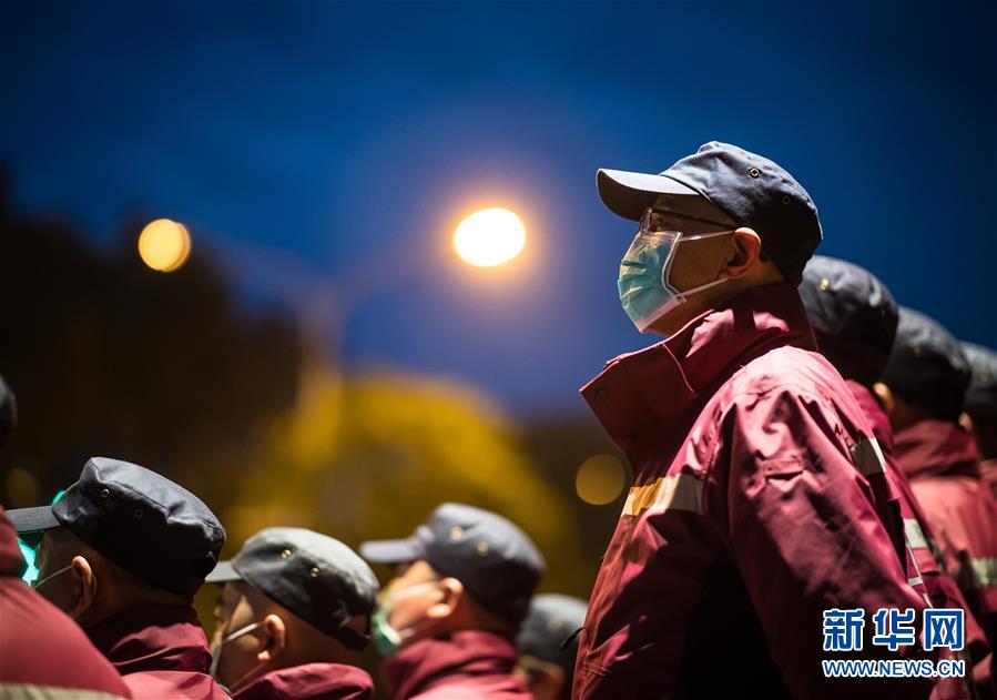 （新華全媒頭條&middot;圖文互動(dòng)）（12）最美逆行者，武漢永遠(yuǎn)記得你！&mdash;&mdash;首批援鄂醫(yī)療隊(duì)返程紀(jì)實(shí)