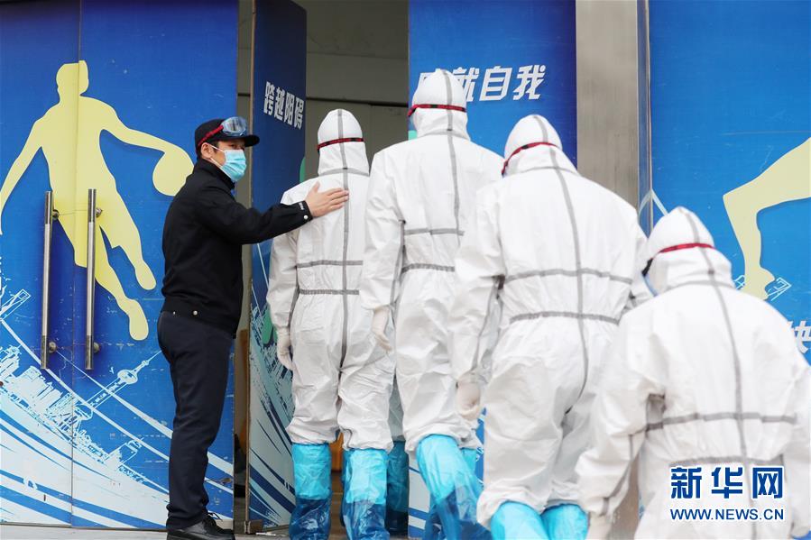 （習近平致敬的戰(zhàn)&ldquo;疫&rdquo;英雄&middot;公安干警篇&middot;圖文互動）（2）他們，抗疫一線鑄警魂