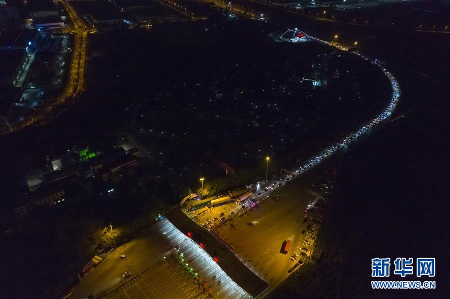 （新華全媒頭條&middot;圖文互動）（3）武漢重啟，不負春天&mdash;&mdash;寫在武漢&ldquo;解封&rdquo;之際