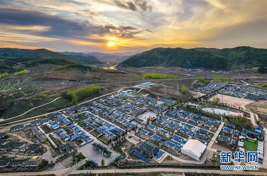 （決戰(zhàn)決勝脫貧攻堅(jiān)&middot;圖文互動）（1）長白山下唱新篇&mdash;&mdash;吉林延邊州脫貧攻堅(jiān)觀察