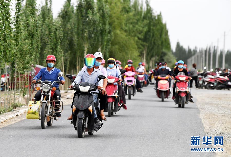 (決戰(zhàn)決勝脫貧攻堅·聚焦三區(qū)三州·圖文互動)(3)鄉(xiāng)村“熱點(diǎn)”在轉(zhuǎn)移