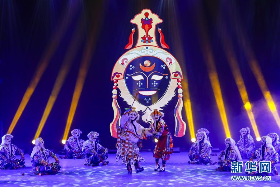 （圖文互動）（7）雪山草地展新貌&mdash;&mdash;四川阿壩州脫貧奔小康紀實