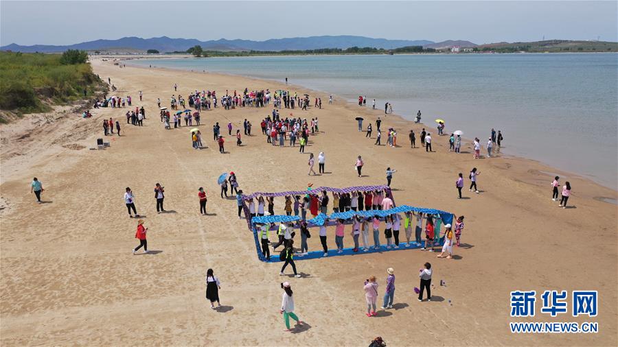 （決戰(zhàn)決勝脫貧攻堅&middot;圖文互動）（2）內(nèi)蒙古科右中旗：把準發(fā)展方向 &ldquo;楓馬牛&rdquo;可相及