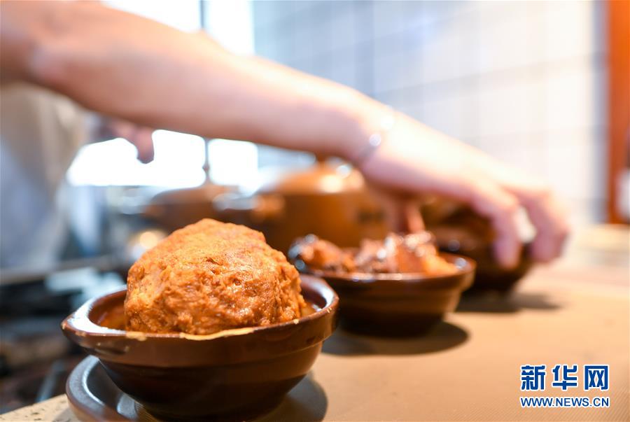 （在習(xí)近平新時(shí)代中國特色社會(huì)主義思想指引下&mdash;&mdash;新時(shí)代新作為新篇章&middot;習(xí)近平總書記關(guān)切事&middot;圖文互動(dòng)）（7）珍惜盤中餐，狠剎浪費(fèi)風(fēng)&mdash;&mdash;各地積極行動(dòng)堅(jiān)決制止餐飲浪費(fèi)