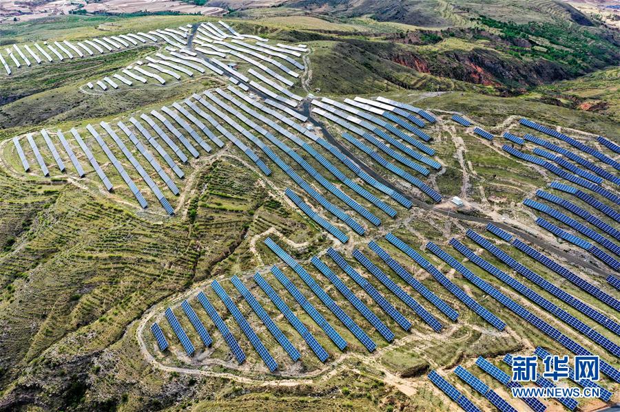 （新華全媒頭條&middot;圖文互動(dòng)）（3）黃土地上向陽(yáng)花開&mdash;&mdash;來自山西深度貧困地區(qū)的脫貧故事