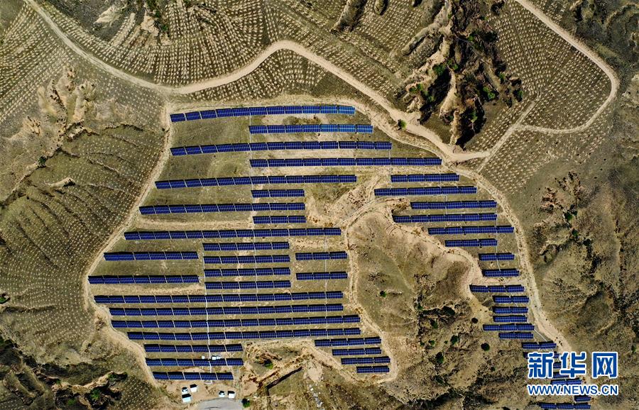 （新華全媒頭條&middot;圖文互動(dòng)）（12）北京初展&ldquo;雙奧&rdquo;之城英姿&mdash;&mdash;寫在北京冬奧會(huì)開(kāi)幕倒計(jì)時(shí)500天之際