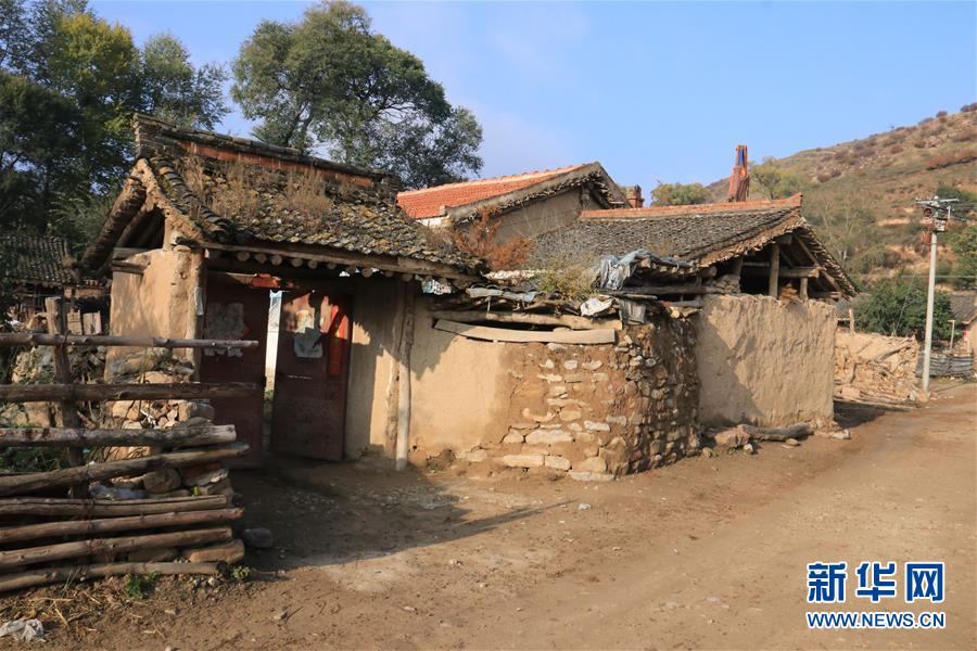 (集中連片特困地區(qū)貧困村調(diào)研行·圖文互動)(2)芝麻開花節(jié)節(jié)高——山西岢嵐縣宋家溝村脫貧調(diào)查