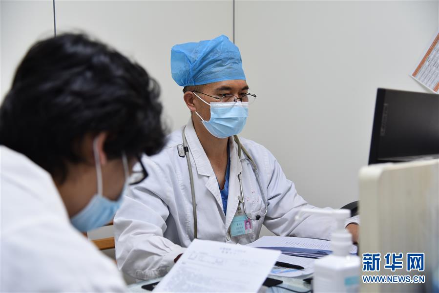 （圖文互動(dòng)）（4）醫(yī)療服務(wù)&ldquo;不打烊&rdquo;&mdash;&mdash;國(guó)慶假期醫(yī)院走訪見聞