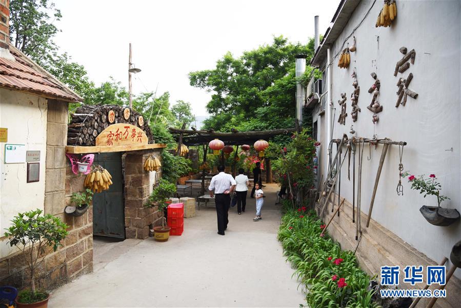 （決戰(zhàn)決勝脫貧攻堅(jiān)&middot;圖文互動(dòng)）（4）&ldquo;講好紅色故事&rdquo;也能脫貧攻堅(jiān)&mdash;&mdash;紅嫂故里山東沂水縣桃棵子村&ldquo;紅色扶貧&rdquo;蹲點(diǎn)手記