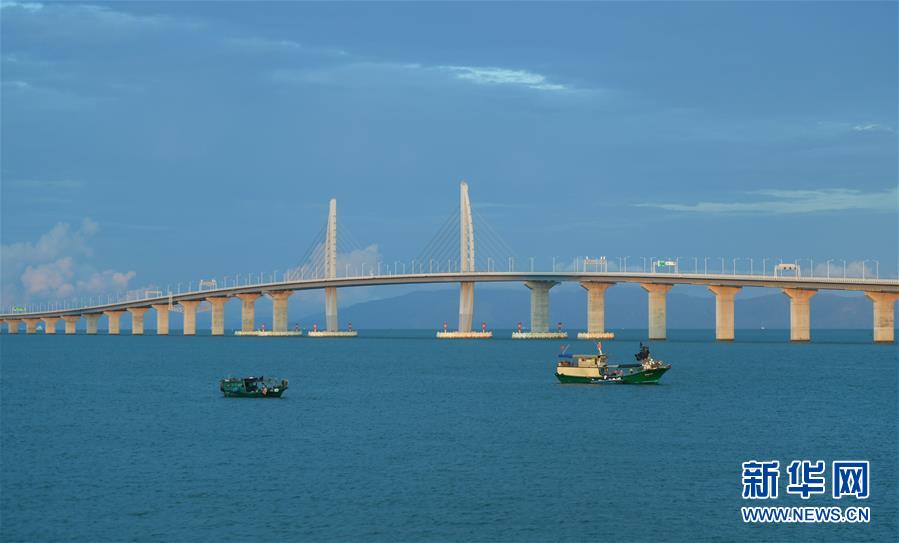 (新華全媒頭條·圖文互動)(9)偉大旗幟引領(lǐng)歷史巨變——習近平新時代中國特色社會主義思想指引“十三五”經(jīng)濟社會發(fā)展述評