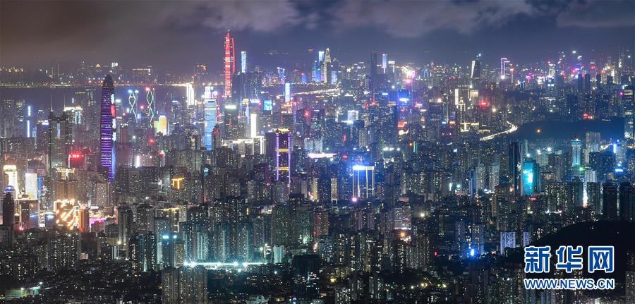 (新華全媒頭條·圖文互動)(18)偉大旗幟引領(lǐng)歷史巨變——習近平新時代中國特色社會主義思想指引“十三五”經(jīng)濟社會發(fā)展述評