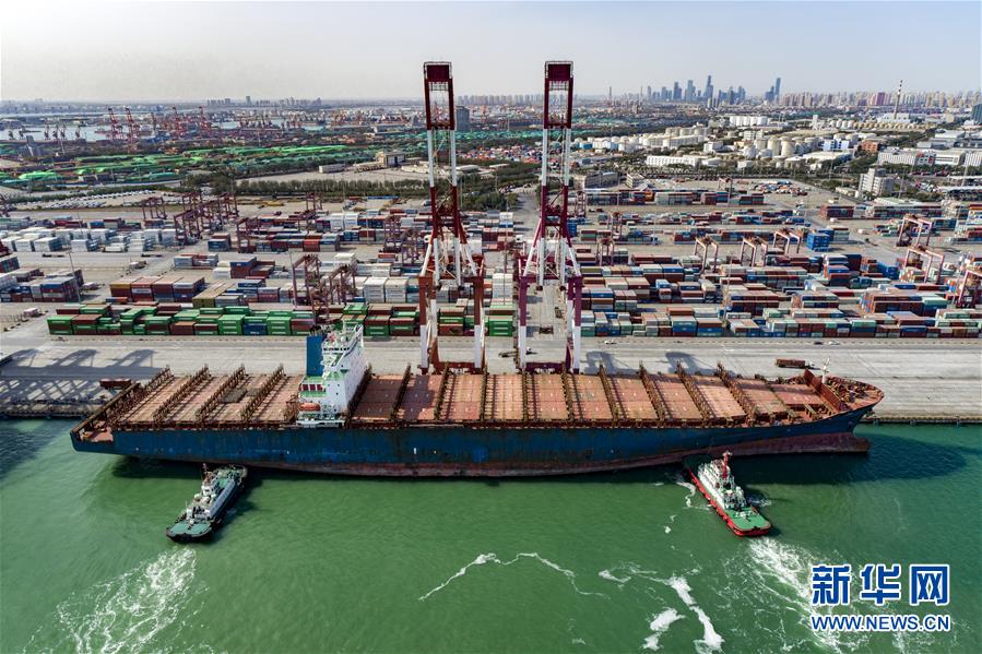 （新華全媒頭條&middot;圖文互動）（7）歷史交匯點(diǎn)上的宏偉藍(lán)圖 &mdash;&mdash;《中共中央關(guān)于制定國民經(jīng)濟(jì)和社會發(fā)展第十四個五年規(guī)劃和二〇三五年遠(yuǎn)景目標(biāo)的建議》誕生記