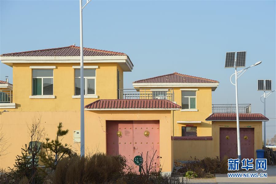 （全面建成小康社會&ldquo;百城千縣萬村調(diào)研行&rdquo;&middot;圖文互動）（4）&ldquo;麻煩村&rdquo;變形記&mdash;&mdash;內(nèi)蒙古白青堯村的多彩生活