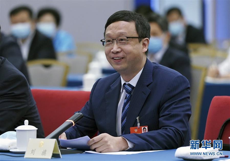 （新華全媒頭條&middot;圖文互動）（4）從人民中汲取磅礴力量&mdash;&mdash;習(xí)近平總書記同出席2020年全國兩會人大代表、政協(xié)委員共商國是紀(jì)實