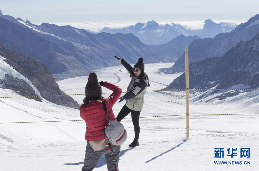 （&ldquo;中國面貌&rdquo;系列述評&middot;圖文互動）（4）開放中國&mdash;&mdash;70年中國面貌變遷述評之九