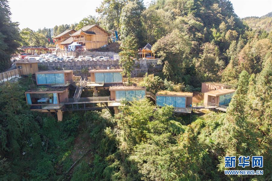 (在習(xí)近平新時(shí)代中國(guó)特色社會(huì)主義思想指引下——新時(shí)代新作為新篇章·總書(shū)記關(guān)切脫貧事·圖文互動(dòng))(3)精準(zhǔn)扶貧:提速脫貧奔小康