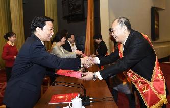 李源潮出席2016全國(guó)&ldquo;最美家庭&rdquo;揭曉暨全國(guó)五好文明家庭表彰會(huì)