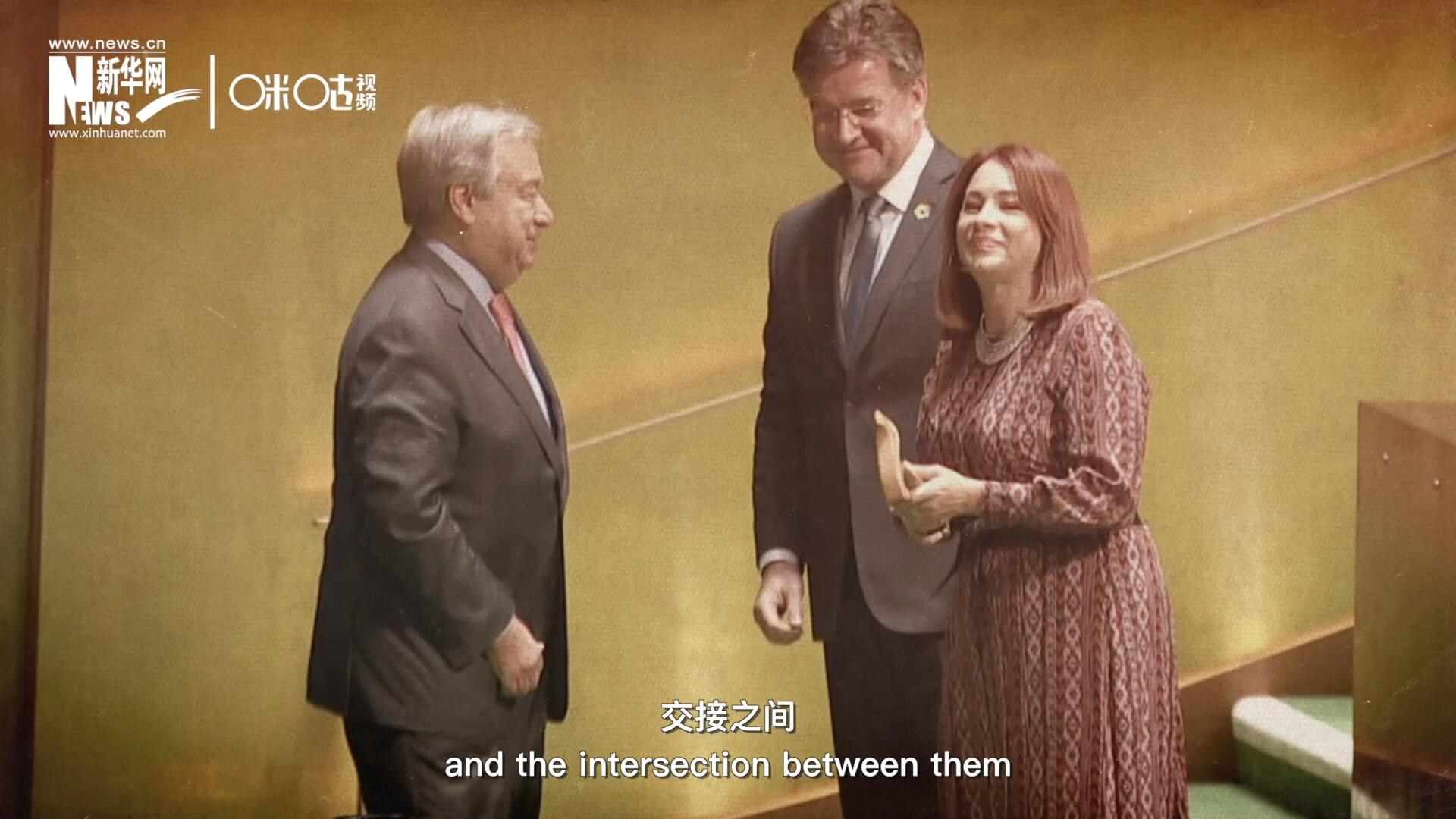 一起一落，交接之間，除了莊嚴的儀式感，更是使命的傳承。