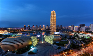 馬拉松城市觀察| 一場(chǎng)馬拉松，讓鄭州這個(gè)龍頭高高揚(yáng)起