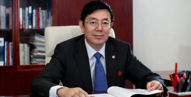 中航飛機(jī)董事長(zhǎng)、分黨組書(shū)記方玉峰&mdash;&mdash;中航飛機(jī)要想同國(guó)際航空產(chǎn)業(yè)強(qiáng)者過(guò)招，必須與市場(chǎng)全面接軌，逐步褪去傳統(tǒng)國(guó)有企業(yè)的&ldquo;光環(huán)&rdquo;。這就要求我們?nèi)ν七M(jìn)企業(yè)改革，利用上市平臺(tái)，建立先進(jìn)的法人治理結(jié)構(gòu)，建立高效的、敏捷反應(yīng)的價(jià)值創(chuàng)造主體。