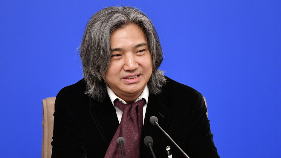 全國政協(xié)常委、文化文史和學(xué)習(xí)委員會委員，中國美術(shù)館館長，中國美術(shù)家協(xié)會副主席 吳為山