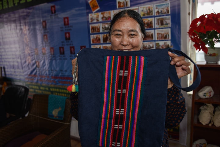 長江源村人的兩個(gè)家和幸福夢 &mdash;&mdash;青海格爾木市長江源村脫貧調(diào)查