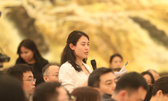 經濟日報記者提問