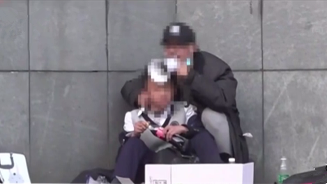 面孔&middot;英勇女記者：昆明人質(zhì)劫持現(xiàn)場 一位女記者走上前