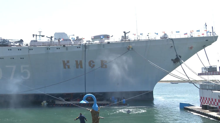 驚險刺激！打卡國內(nèi)唯一的航母主題公園，讓到場游客大呼過癮