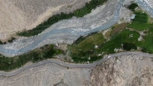 重返現(xiàn)場看變化&middot;十年后 重返皮勒村：皮里村已正式命名為皮勒村