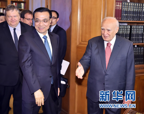 6月20日，國務(wù)院總理李克強在雅典總統(tǒng)府會見希臘總統(tǒng)帕普利亞斯。新華社記者 李濤 攝